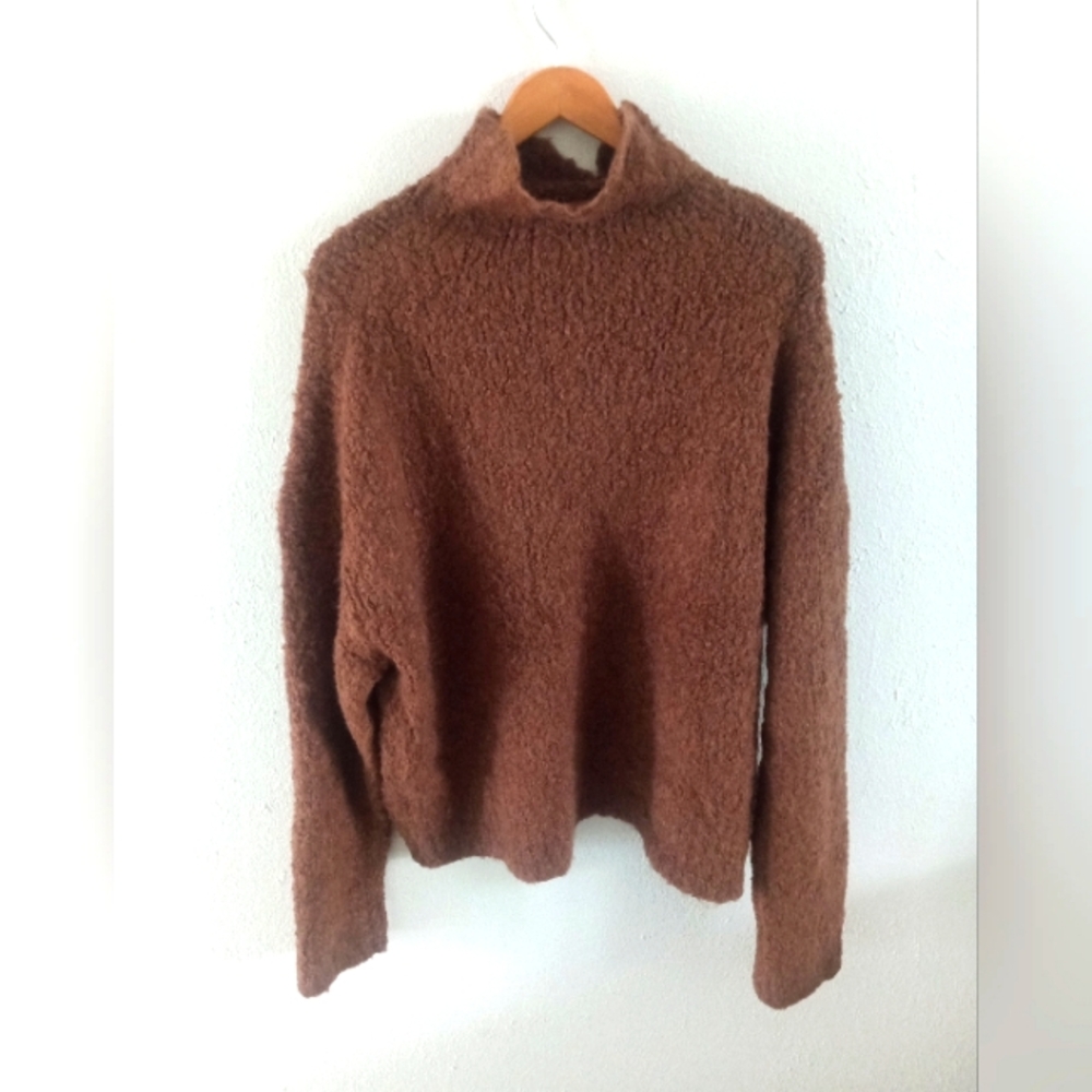 J. CREW Soft Yarn Boucle Turtleneck Sweater In Caramel Brown | M - Picture 3 of 8